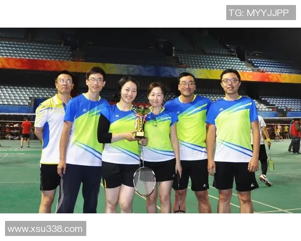 赛后分析北京羽毛球队与深圳羽毛球队的比赛节奏与战术对比